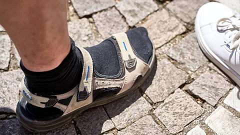 Alamy What's so terrible about looking like a tourist, anyway? (Credit: Alamy)